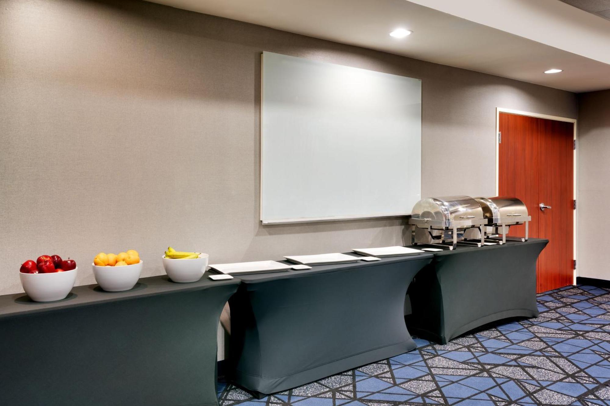 Courtyard By Marriott Houston Nasa Clear Lake Webster Exterior photo